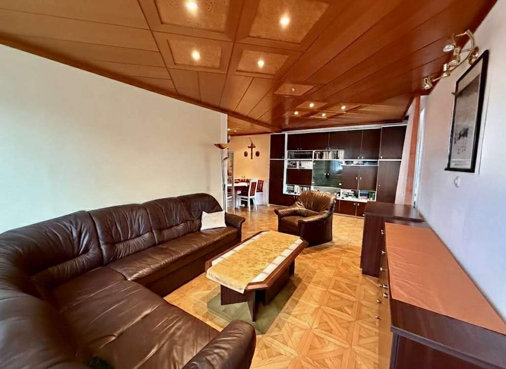 Charmante 2-Zimmer-Erdgeschosswohnung in zentraler Lage von Retz!