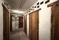 Klimatisierte Dachgeschosswohnung mit 4 Schlafzimmer und Garage // Air-conditioned attic apartment with 4 bedrooms and garage //