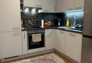 Ab 01.11.: Moderne 2-Zimmer-Wohnung mit Balkon nahe U1 Rennbahnweg