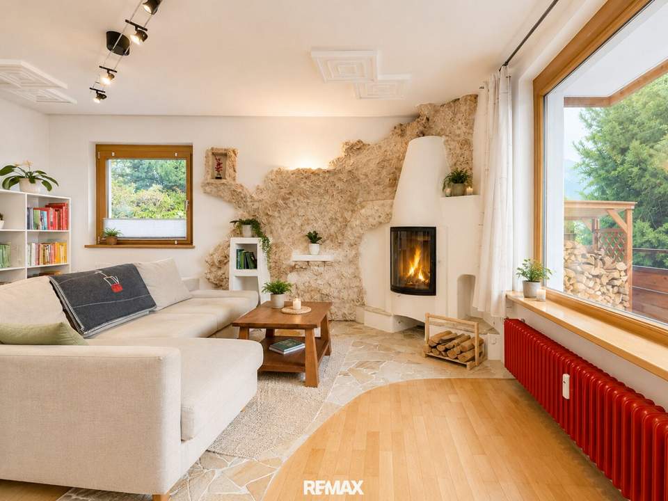 Hötting: Großzügige 3-Zimmer-Wohnung mit eigener Garage und traumhaftem Bergblick!