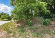 Weinkeller mit Garten in idyllischer Lage in Viendorf!