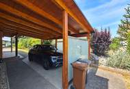 Ästhetische Erdgeschoßwohnung mit großem Eigengarten samt zwei separaten Carports