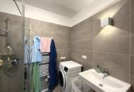 4 Schlafz. und ein großes Wohnzimmer der gehobenen Klasse, inkl. 2 PP // 4 bedr. and a large, upscale living, including 2 parking spaces //