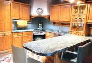 Exklusive Landhaus-Villa am Waldrand von Stainz mit parkähnlichem Garten