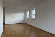 3 Zimmer Mietwohnung im 1. Obergeschoss mit Balkon