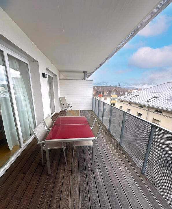 Wohlfühloase nähe Zentrum Villach: Möblierte und lichtdurchflutete 2-Zimmer Wohnung mit sonnigem Balkon und moderner Ausstattung!