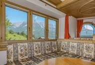 Grundstück in Toplage mit Baugenehmigung für 2 Luxusvillen