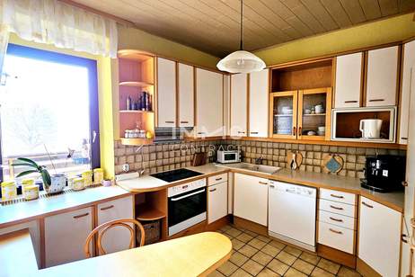 Traumaussicht garantiert: Großzügiges Ein-/Zweifamilienhaus mit vielen Möglichkeiten, Haus-kauf, 449.000,€, 2560 Baden