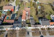 Charmantes Bauernhaus mit großem Grundstück, langgezogenem Hof, 2 Wohnungen und einem Swimmingpool