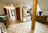 Großzügiges Einfamilienhaus | 1.976 m² Grundstück | neue PV-Anlage | 2 Terrassen | großes Carport!