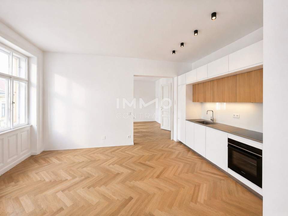 Zeitlose Eleganz im Stilaltbau: Luxuriös sanierte Traumwohnung