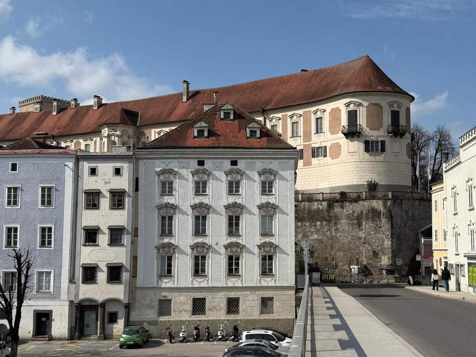 Zinshaus in besonderer Lage in Zwischenbrücken