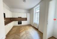 Neu sanierte Stilaltbauwohnung mit 2 Balkonen und 5 Zimmer bei Naschmarkt