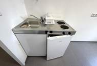Neu saniertes Kleinbüro oder Praxis // Newly renovated small office or practice //