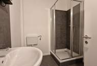 Trendig-sanierte 2,5-Zimmer-Wohnung mit Balkon in zentraler Lage