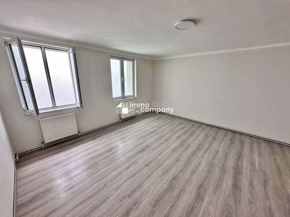 Moderne 2-Zimmer-Wohnung in Lassee – Stadtblick und Komfort für nur 600 € Kalt !