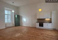 | TRAUMHAFTE &amp; HELLE ALTBAUWOHNUNG IM PALAIS | 2 ZIMMER | ca. 77m² | 2. OBERGESCHOSS MIT LIFT | AB SOFORT
