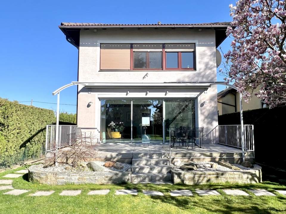 Wohnen mit Weitblick: Einfamilienhaus Nähe Lobau