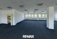 "Büro 226m², Lager 650m²!"