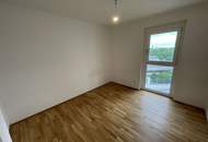 Neubau: 4-Zimmer mit Balkon ab sofort