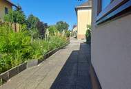 Solides Wohnhaus mit Nebengebäude und Pool in Kallham