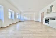 Lichtdurchflutete 89 m2! 2-Zimmer-Loft mit großzügigem Bad | Vollausgestattete Küche| Zwei Eingänge | Parkplatz inklusive