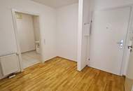 UNBEFRISTET, INNSTRASSE, sonnige 69 m2 Altbau, 2 Zimmer, Komplettküche, Wannenbad, Parketten, 2. Liftstock