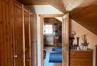 Holzhaus mit Aussicht