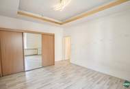 1-Zimmer-Wohnung mit Sanierungsbedarf und Potenzial zur 2-Zimmer-Lösung bei der U3