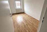 Erstbezug nach Sanierung: helle 4-Zimmer-Wohnung im obersten Stockwerk mit moderner Atmosphäre, kurzen Wegen und hervorragender Infrastruktur in Steyr-Münichholz!