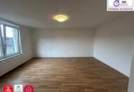 Elegantes Zweifamilienhaus mit privatem Garten – selten, flexibel, wertvoll.