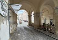1030! Wunderschöne 4-Zimmer Altbauwohnung mit Loggia + Balkon im Botschaftsviertel!