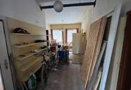 Großzügiges Wohnhaus auf großem Grundstück in idyllischer Lage! Sanierungsbedürftig!