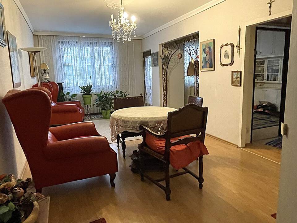 Helle 2 - 3-Zimmer-Wohnung mit Loggia