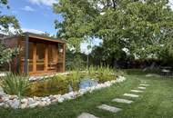 liebevoll restaurierter Streckhof mit idyllischem Garten
