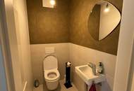 Moderne 3 Zimmer mit Balkon (teilmöbliert) und vielen Extras im Haus!