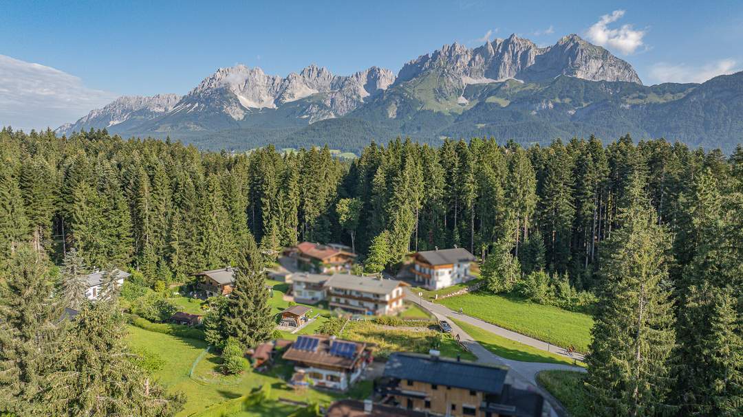Grundstück mit Baugenehmigung für ein exklusives Chalet