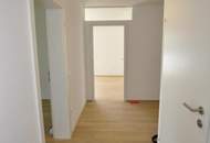 Altmünster Kirtagswiese: Fast neue 3-Zimmerwohnung mit schönem Ausblick und 1 TG-Platz (optional auch 2)