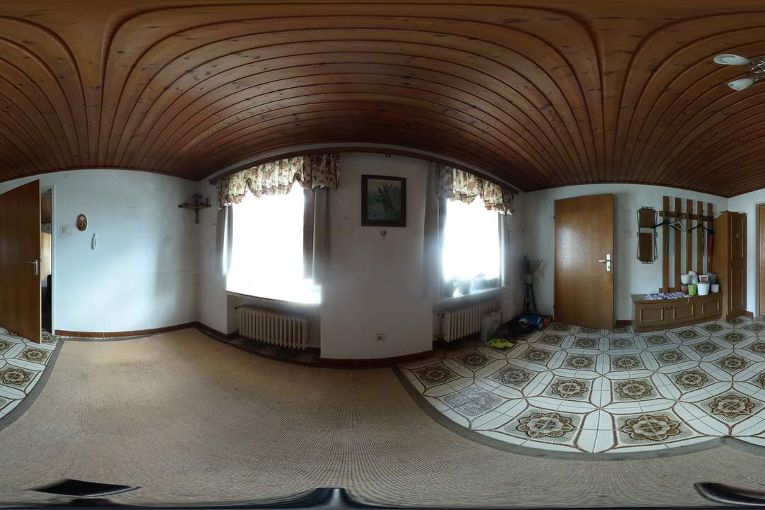 "KAUFANBOT vorhanden" Sanierungsbedürftiges Mehrfamilienhaus mit großem Grundstück in Stadtlage Knittelfeld