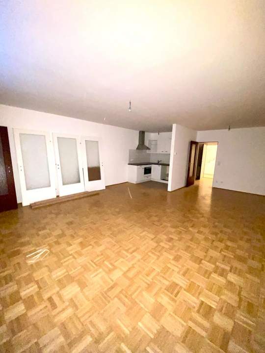 Freundliche Wohnung in Top Lage am Schubertpark | Nähe Kutschkermarkt