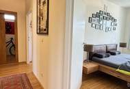 Repräsentatives Wohnen mit Stil und Substanz – großzügige Eigentumswohnung mit Balkon & Loggia | ZELLMANN IMMOBILIEN