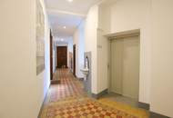 Wunderschöne Altbauwohnung - 2 Zimmer mit perfektem Grundriss