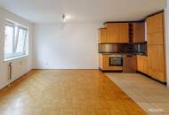 Ruhige 2-Zimmer-Wohnung mit Gartenblick und Garagenplatz