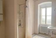 Provisionsfrei! Charmante Altbauwohnung in Hoflage