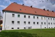 Frisch sanierte 3-Zimmer-Wohnung mit praktischer Raumaufteilung, flexibler Nutzung, sonniger Küche, ebenerdiger Dusche und ruhiger Grünlage - perfekt für Paare oder kleine Familien!