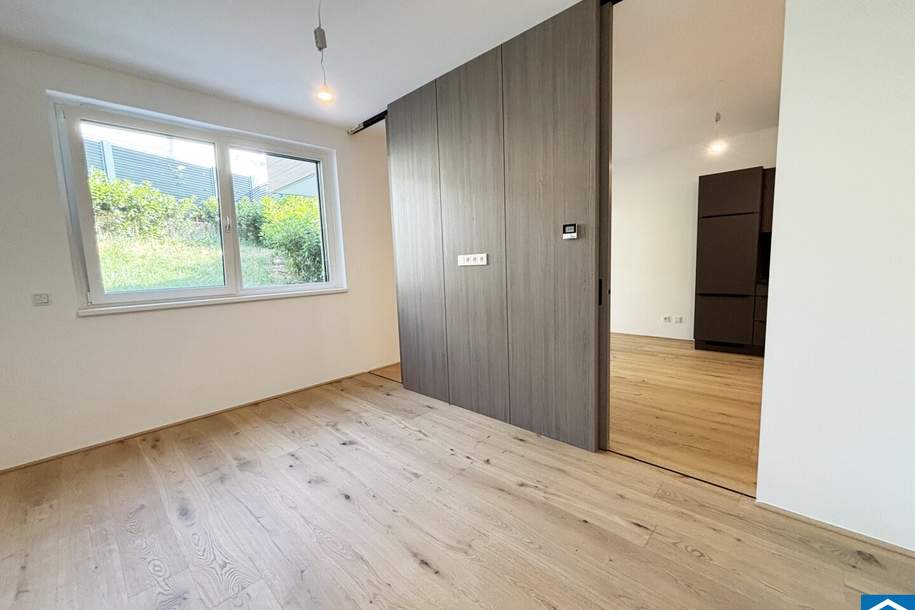 3-Zimmerwohnung mit Pool & Eigengarten!, Wohnung-miete, 1.370,00,€, 1130 Wien 13., Hietzing