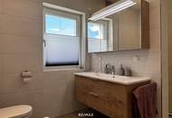 Modernes Einfamilienhaus mit Garten und Garage in Traismauer