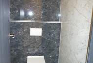 Großzügige Linke Seite Doppelhaushälfte 4a mit 2 Wohnungen in sonniger Ruhelage!