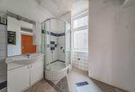 Charmante Altbauwohnung mit zwei Zimmern in sanierungsbedürftigem Zustand-in lebendiger Umgebung