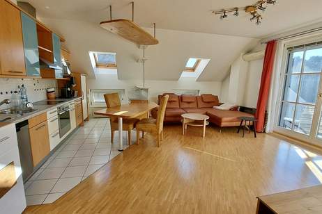 Charmante Dachgeschosswohnung mit Garage in Grünruhelage im Zentrum von Perchtoldsdorf, Wohnung-kauf, 350.000,€, 2380 Mödling